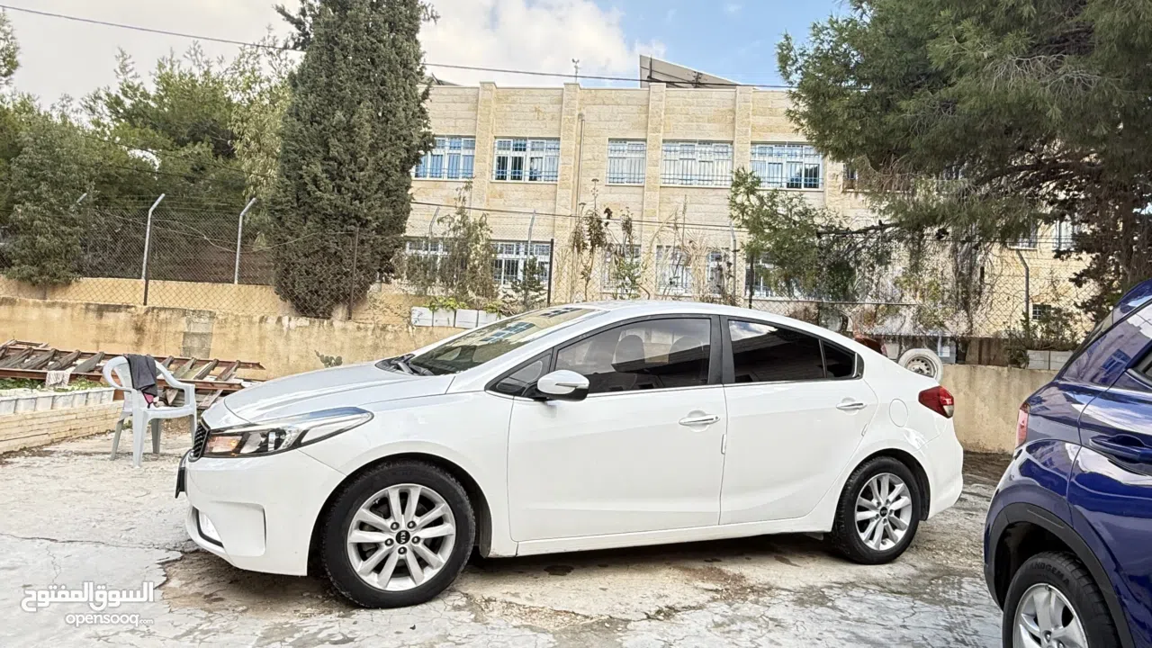 كيا سيراتو k3 ديزل 2017 نخب عداد قليل