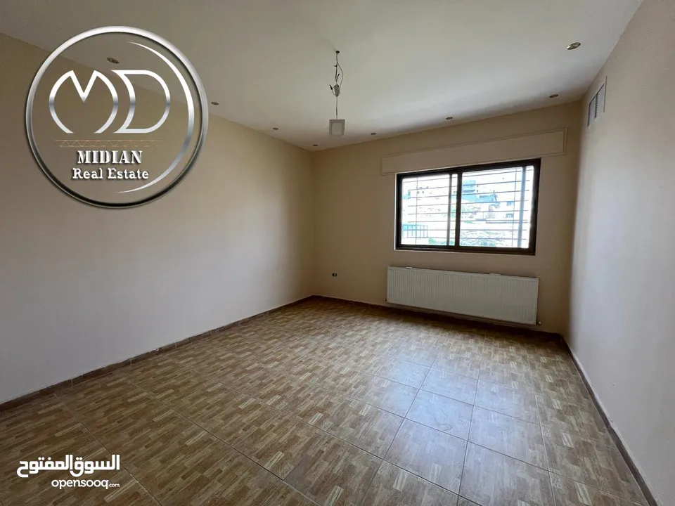 شقة دوبلكس طابق اخير مع روف للبيع خلدا العوجانية مساحة 450م مع تراسات اطلالة جميلة بسعر مميز