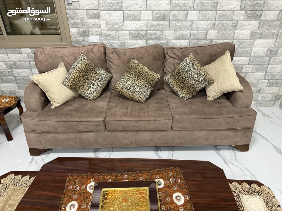 بوفيه وطقم قعده