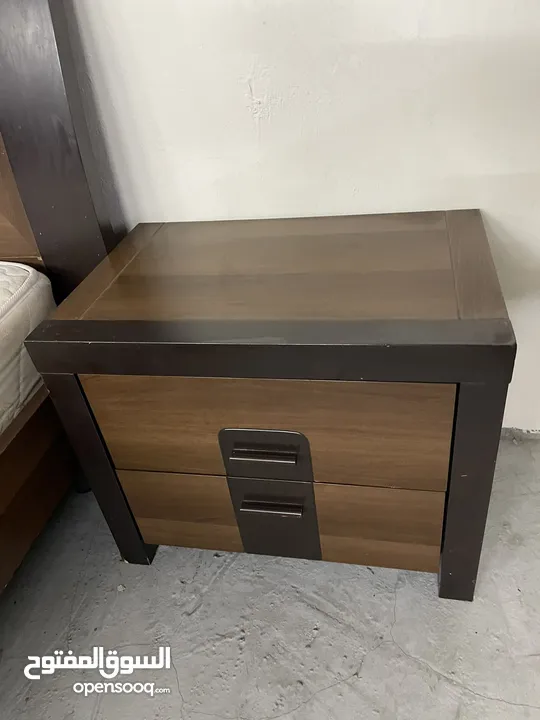 Selling home canter king bedroom set