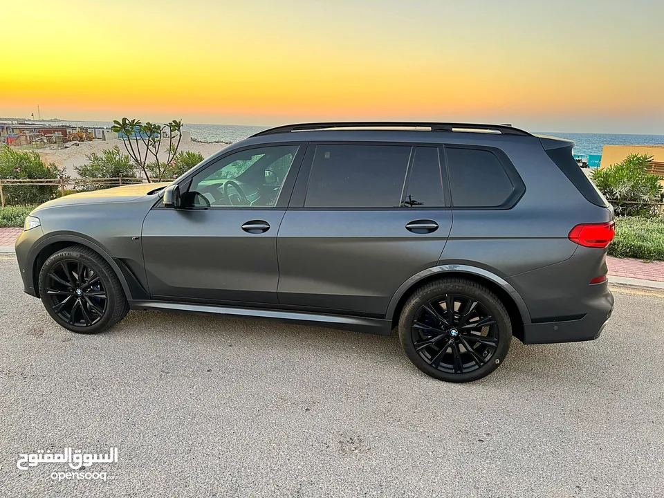 Bmw x7 crystal edition