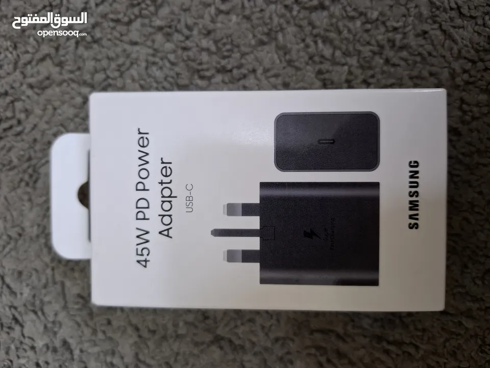 SAMSUNG GALAXY S25 ULTRA 1 TERA + ORIGINAL COVER + 45 WATT SAMSUNG CHARGER + SCREEN PROTECTOR