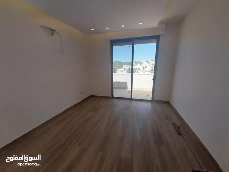 Unfurnished apartment to Rent  ( Property 38594 )-174554073