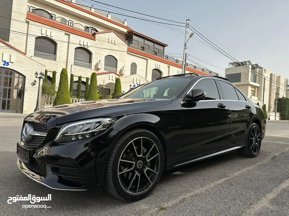 مرسيدس C200 Amg Kit وارد الشركه موديل 2019 فل كامل اعلى صنف