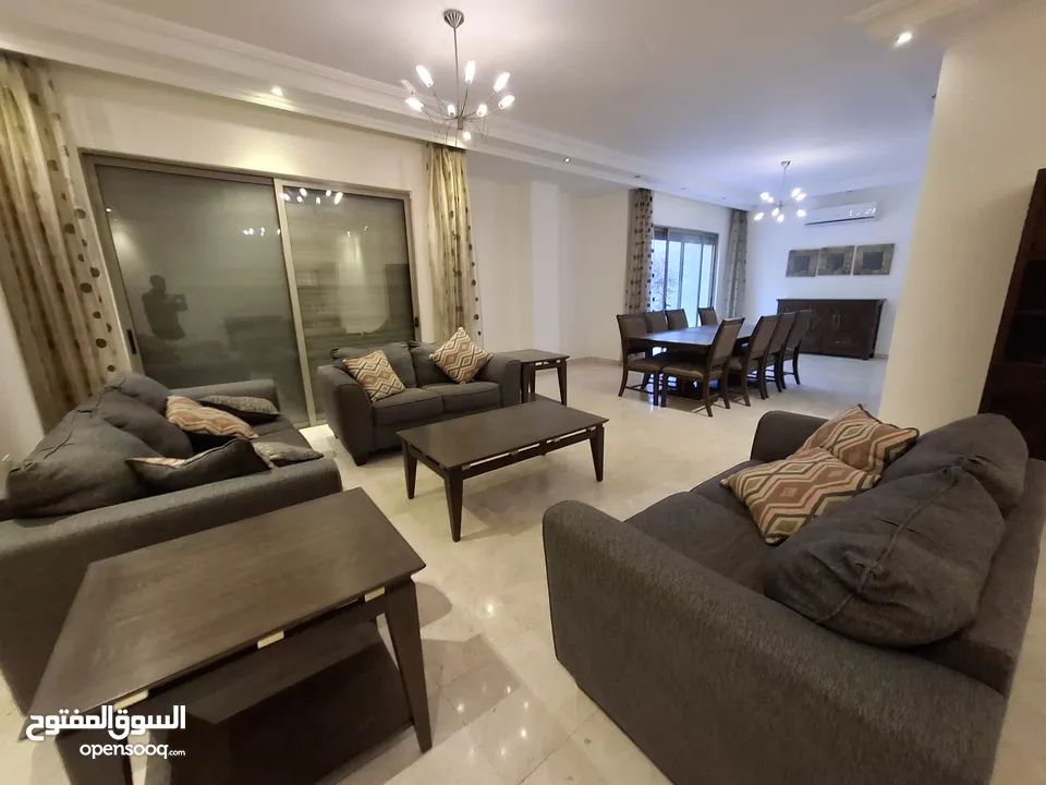 شقة شبه مفروشة للإيجار  ( Property 42944 )-174869814