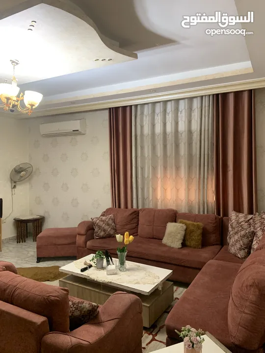 طقم كورنر بحالة الجديد