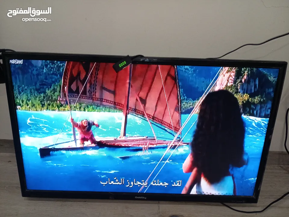 شاشة جولد سكاي مع رسيفر بحاله ممتازة للبيع 32 انش