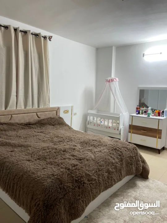 شقة مفروشة للاجار في شارع عصيرة