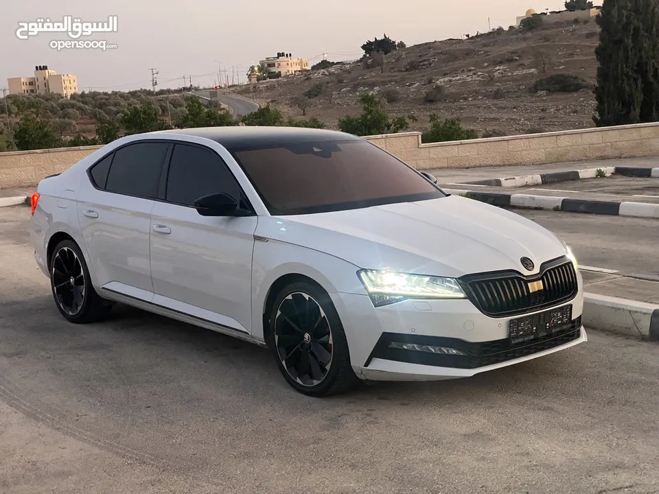 SKODA SUPER B SPORT LINE FACE LIFT