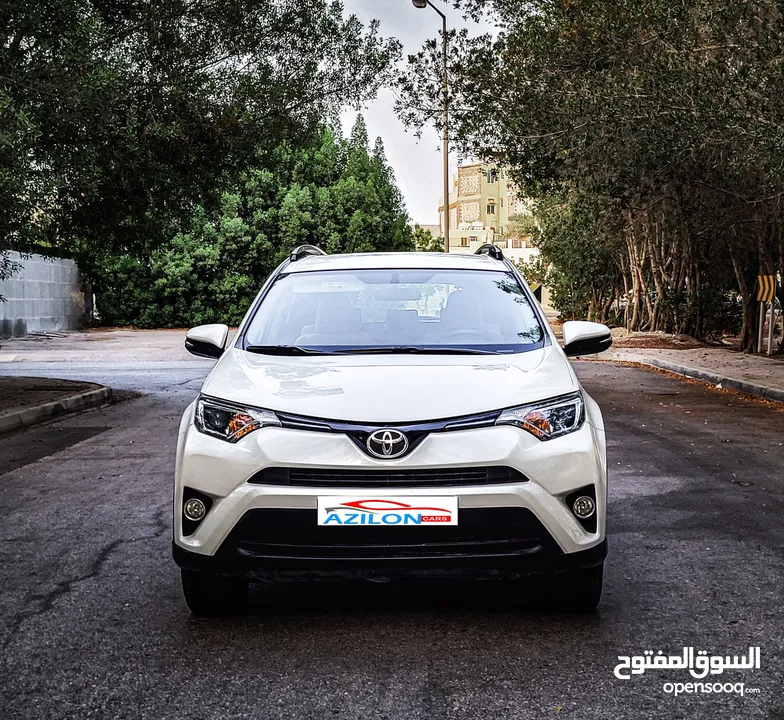 TOYOTA RAV 4 MODEL 2018 MID OPTION SINGLE OWNER NO REPAINT FULL COVER INSURANCE FAMILY USED