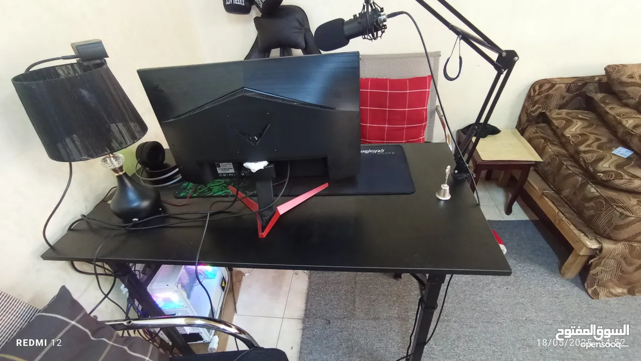 طاولة  GAMING مفصلة تفصيل