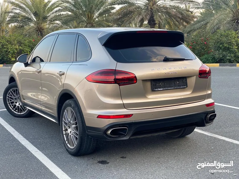 Porsche Cayenne GCC V6 2016 Perfect Condition - Orginal Paint