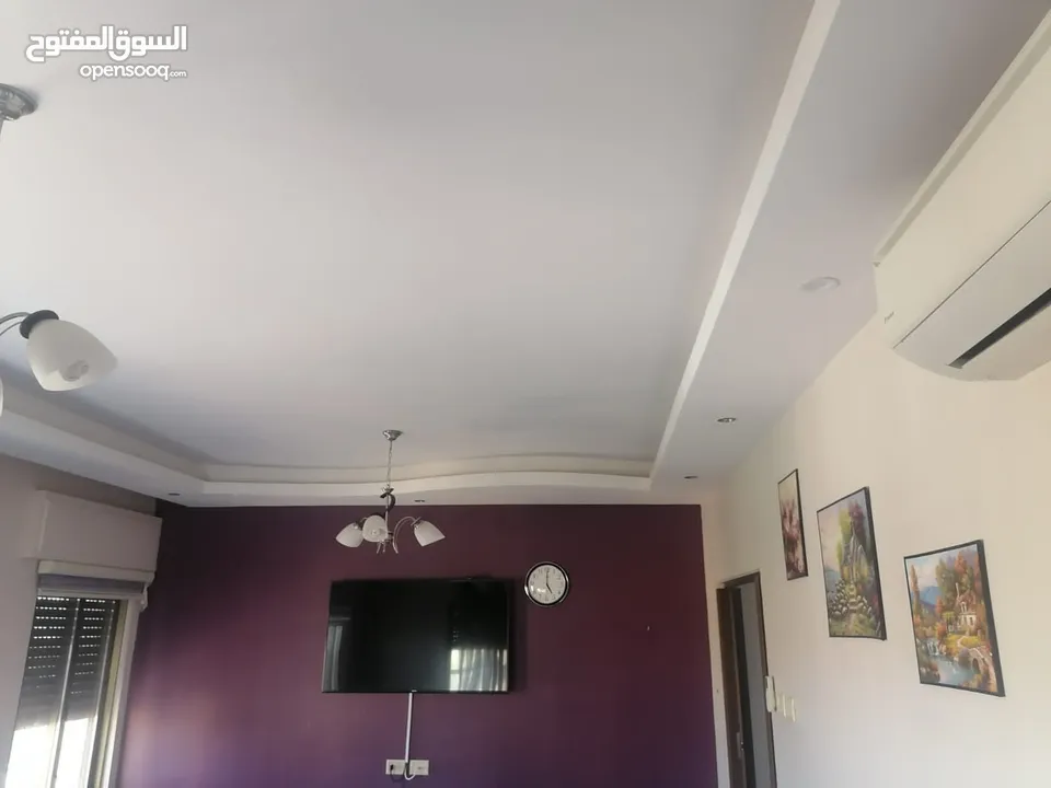 بيت مستقل اربع شقق طابقية على شارعين شارع المطار حجار النوابلسة مقابل الخارجية لقطة !!