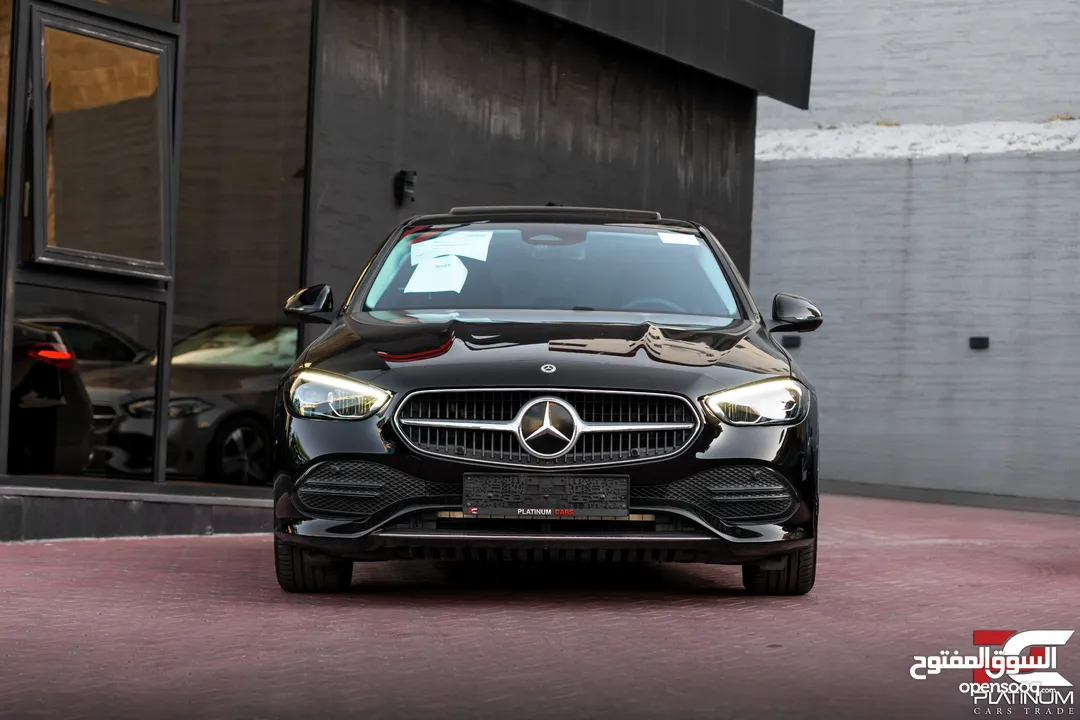 2024 Mercedes C180 – فتحة سقف – وارد المانيا للبيع