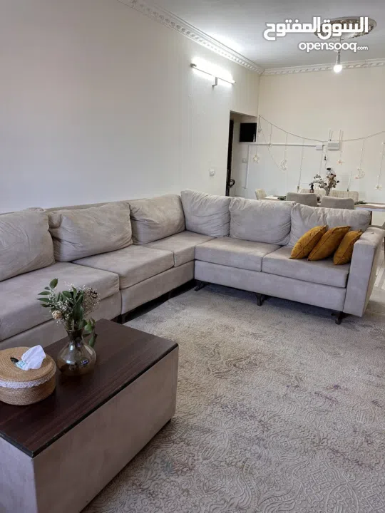 طقم كنب شبه جديد للبيع