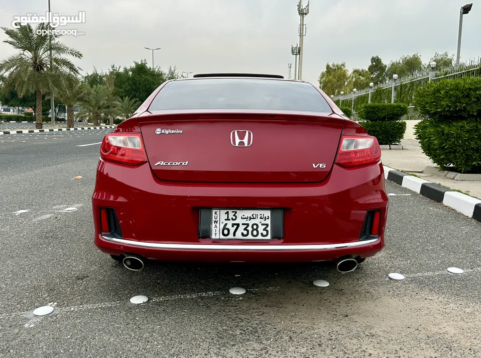 هوندا أكورد كوبيه V6  2015  العداد 211