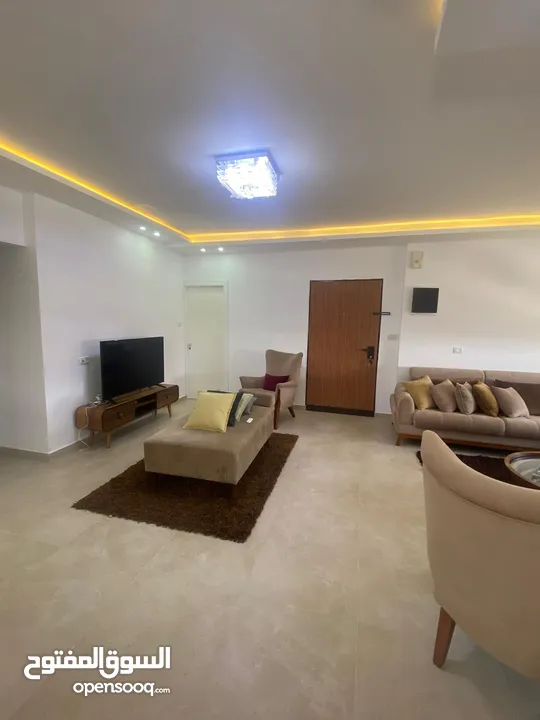 روف مفروش للبيع في الطيرة دوار نبيل عمرو مباشره دون وسيط