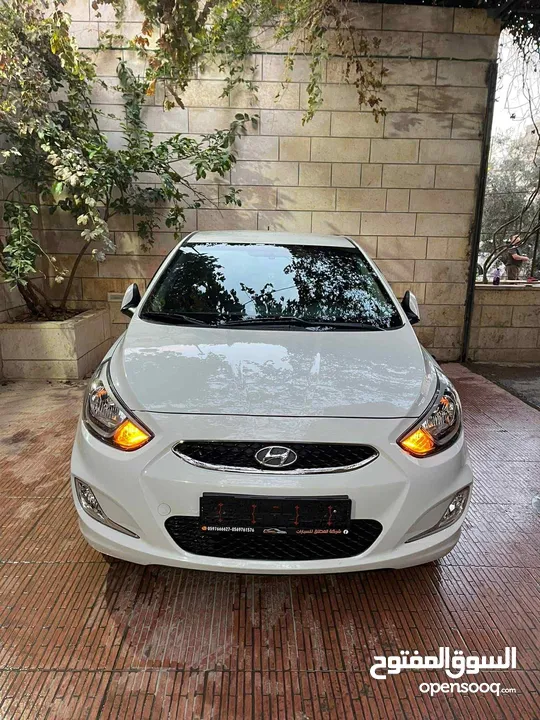 هونداي اكسنت  موديل وترخيص 2019 رخصة  فحص ممتاز دهان شركة باستثناء جناح امامي قير اتوماتيك  متور 14