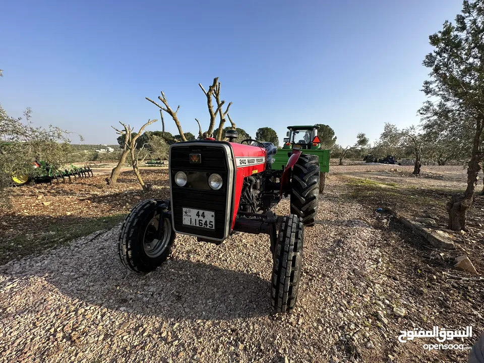 Massey Ferguson 240 tractor   تراكتور ماسي انجليزي 240