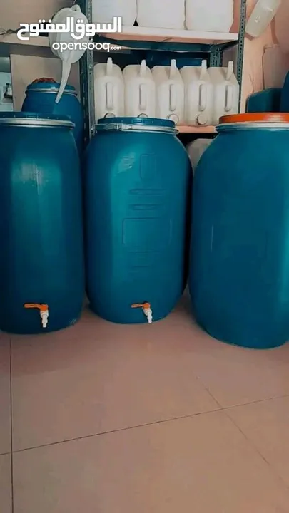 براميل بلاستيك نضاف