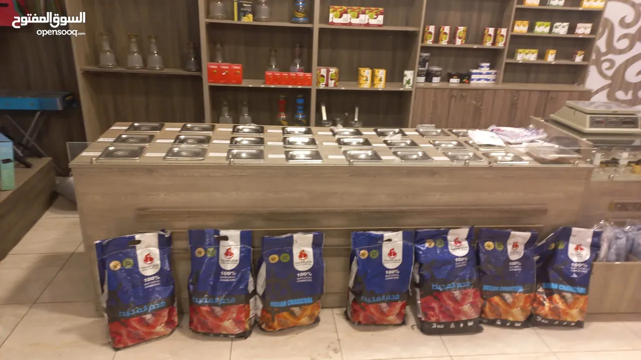 محل  بابين بالفحيص او الموقع  للبيع