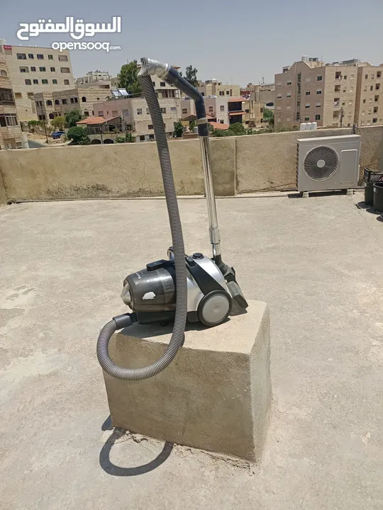 مكنسة كهربائية باناسونيك