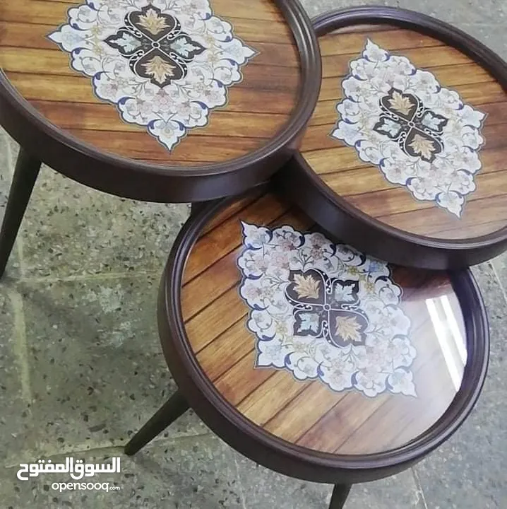 طاولات سرفيس 3D  زجاج حجم الكبير قطر 40سم نظام تركي  متوفر الوان  3 قطع