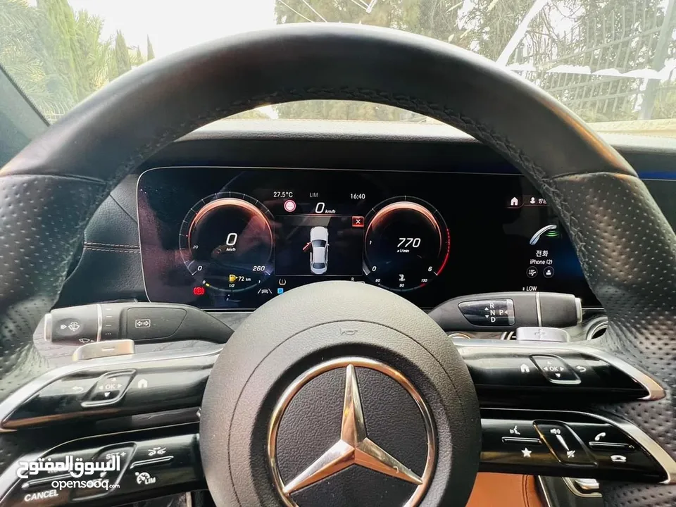 Mercedes-Benz E220