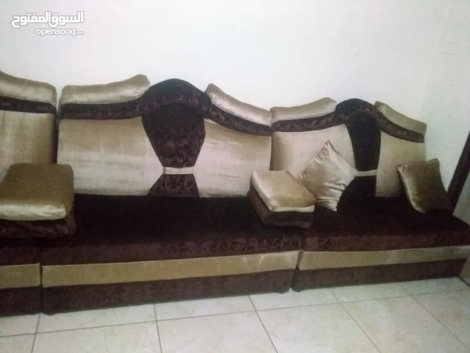 جلسة خليجية 14 مقعد وزاويتين