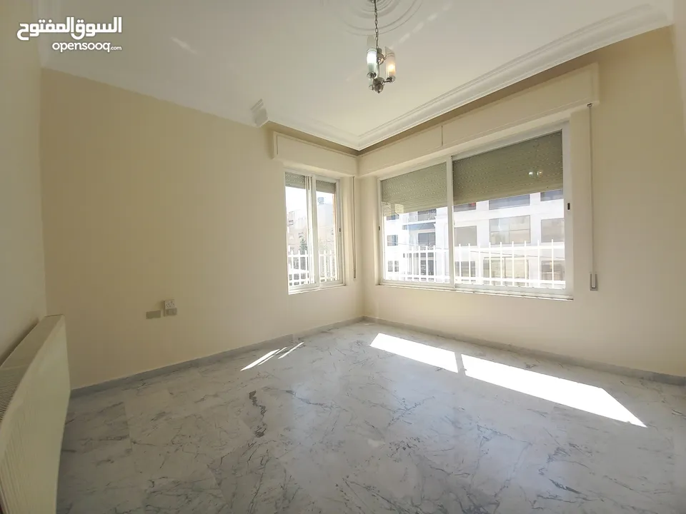 Unfurnished Apartment For Rent In Deir Ghbar  ( Property 34720 )-174813150