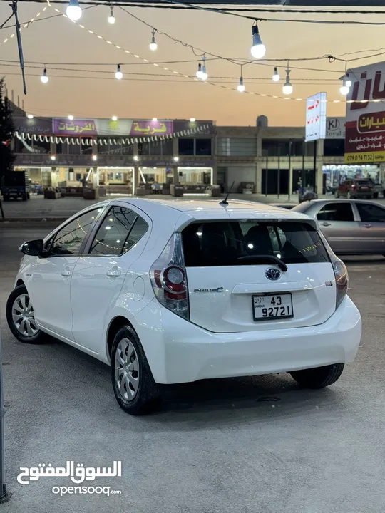 تويوتا بريوس c 2014 بطاريه الشركه