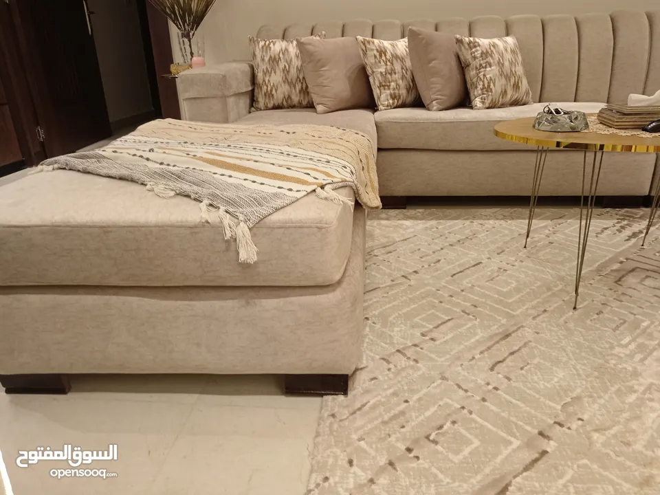 مشغل وتنجيد ابو يزيد اللولو الكافة أعمال التنجيد والكورنرات