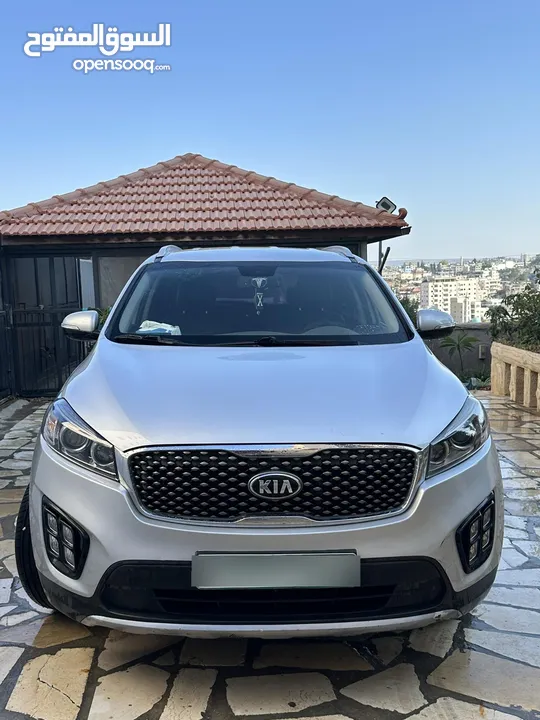كيا سورينتو 2017  Kia sorento 2017 حاله ممتازه  2200ccبسعر مناسب.