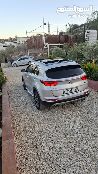 كيا سبورتج جتي لاين 2016ماتور2000ديزل فلل اضافات مع فتحة سقف بنوراما  بسعر حررررق كاش دهان شركة
