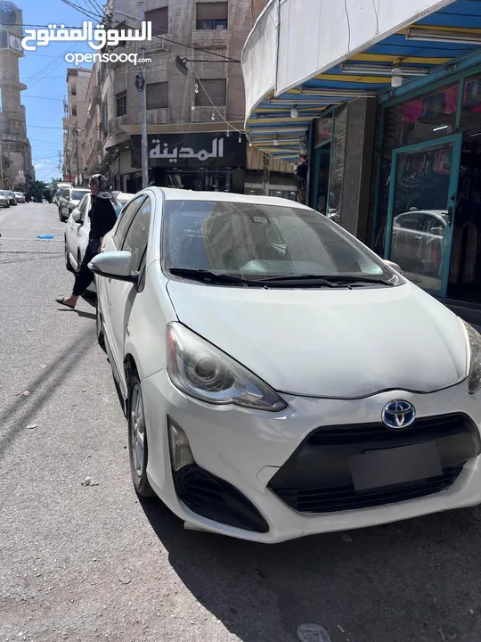 بريوس c 2017