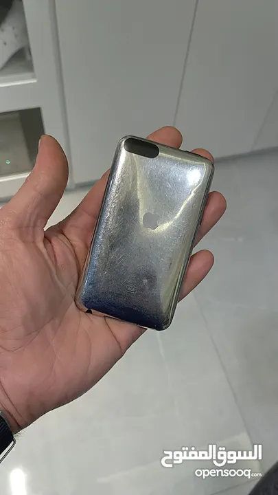 classic ipod 8gb ايبود