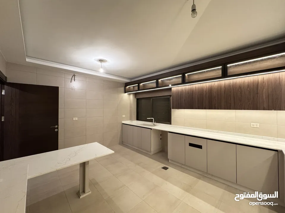 unfurnished apartment for rent in 4th circle ( Property 37912 )-174804874