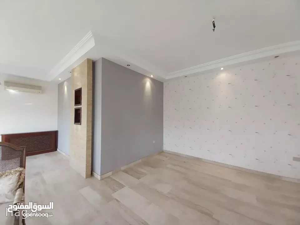 شقة للبيع في الصويفيه  ( Property ID : 35776 )