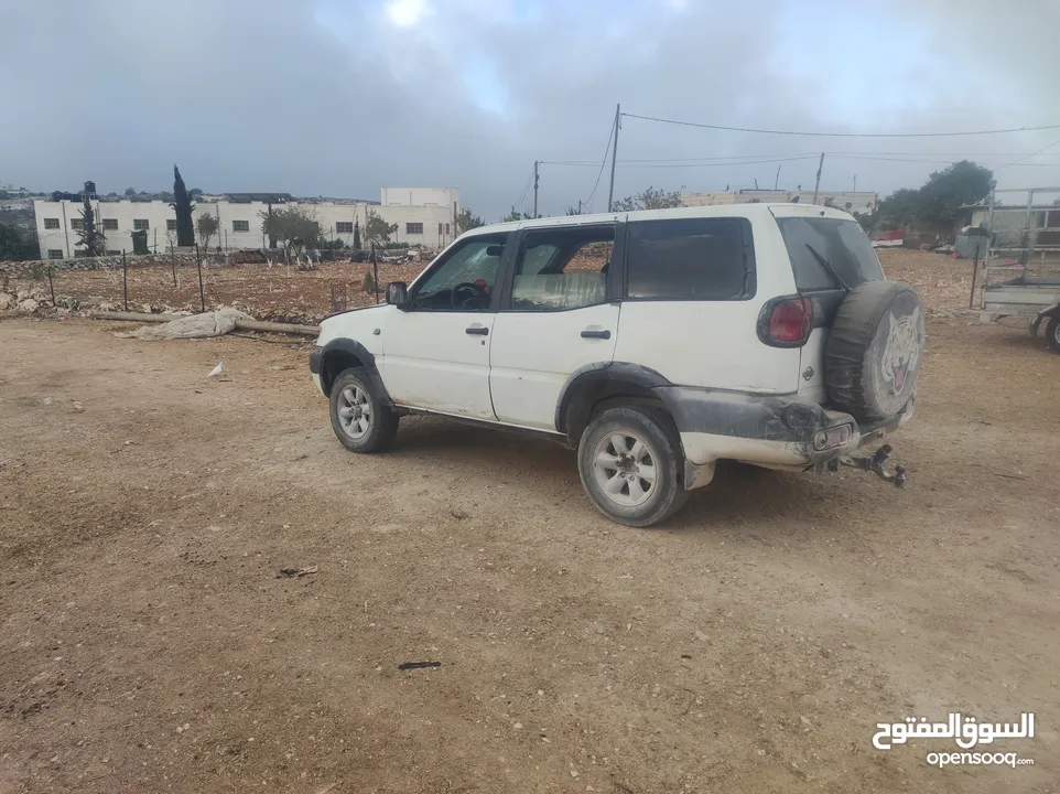 نيسان تيرانو 4×4