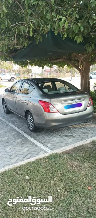 Nissan sunny 2012