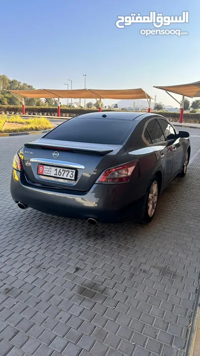 Nissan Maxima Full option Second owner in UAE