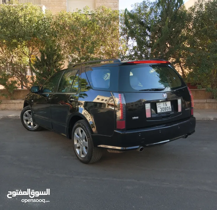 كاديلاك SRX موديل 2007 للبيع