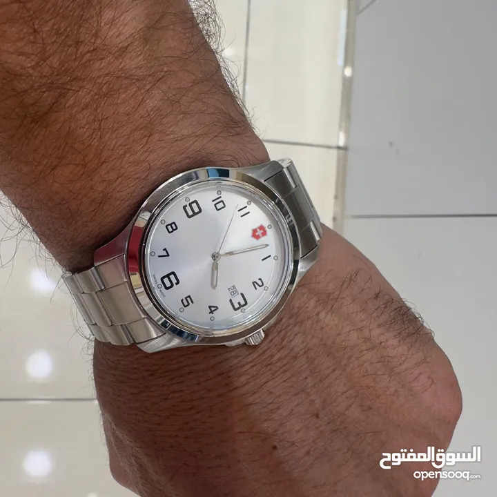 VICTORINOX SWISS ARMY