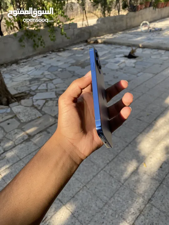 iPhone 13 Pro Max  في اكثر من جهاز بسعر حرق