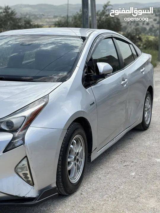 Toyota Pruis 2017 بريوس ليثيوم