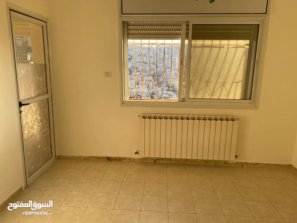 شقة مميزة للبيع في نابلس