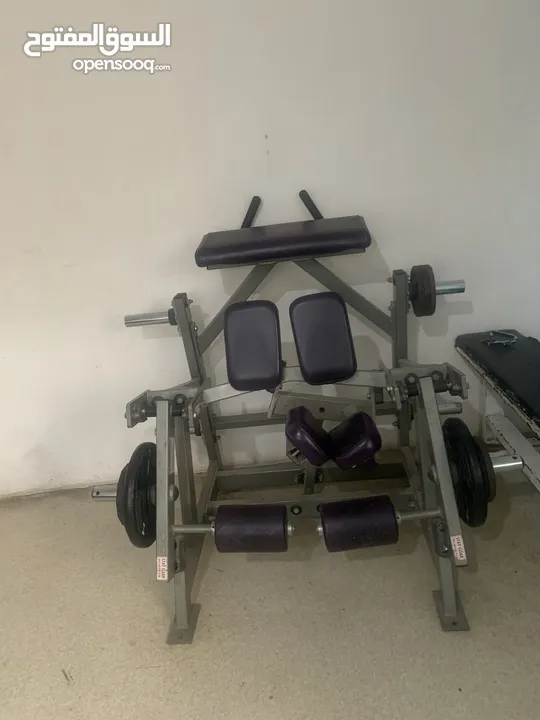 نادي بناء أجسام ولياقة بدنية للبيع