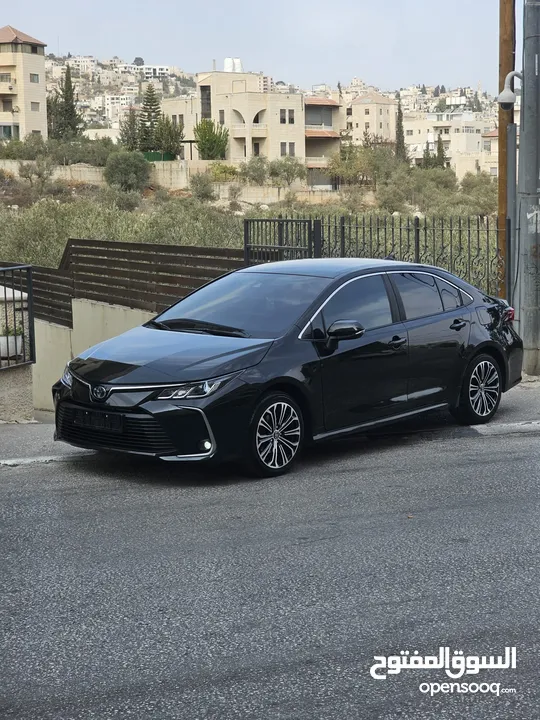 تويوتا كورولا هايبريد اكثر سياره مبيعا في العالم