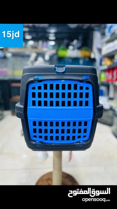 عرووض ناار على بكسات النقل للقطط