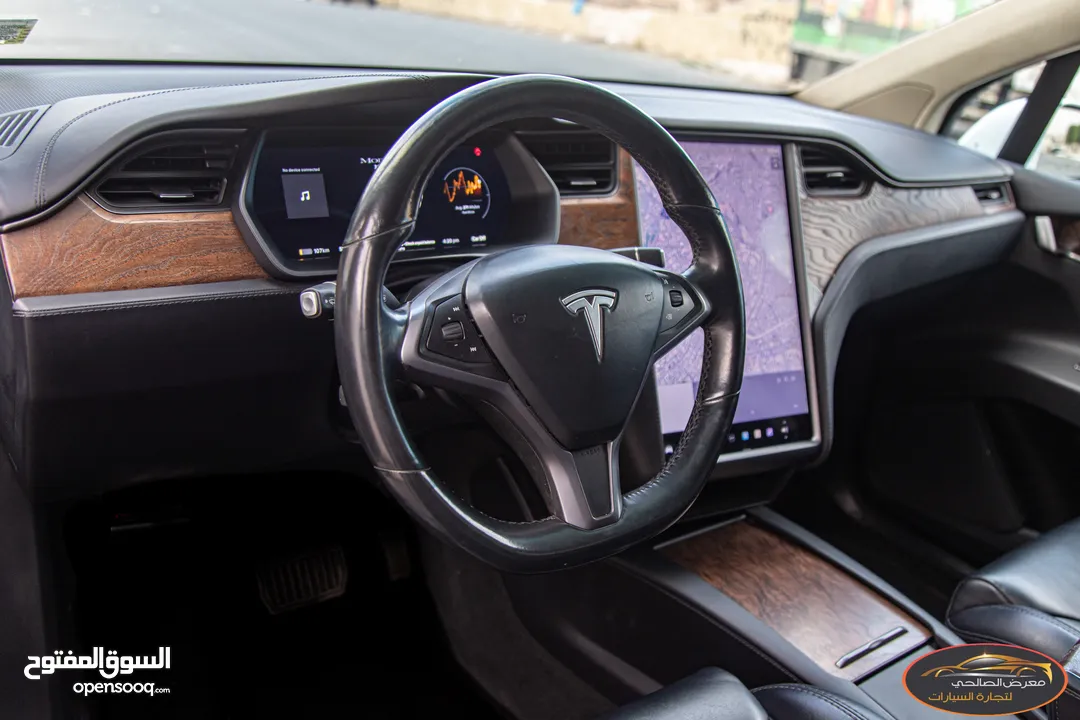 Tesla Model X 100D  2018  السيارة بحالة الوكالة